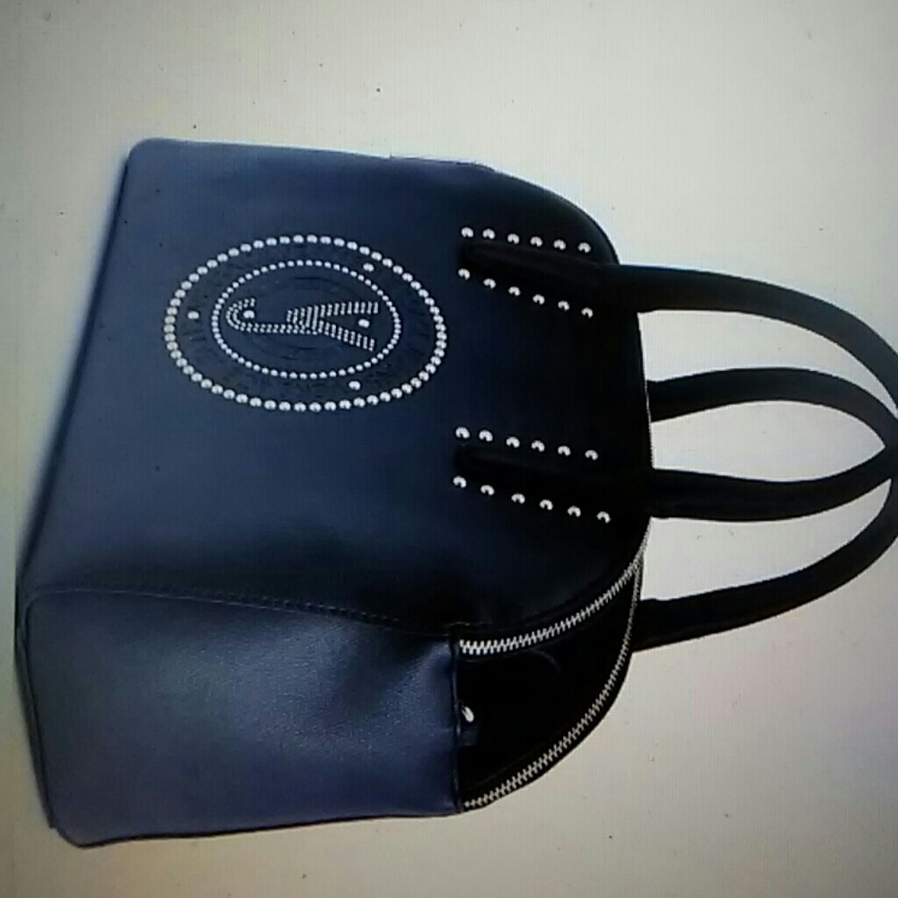 Handbag - Picture 2 of 3